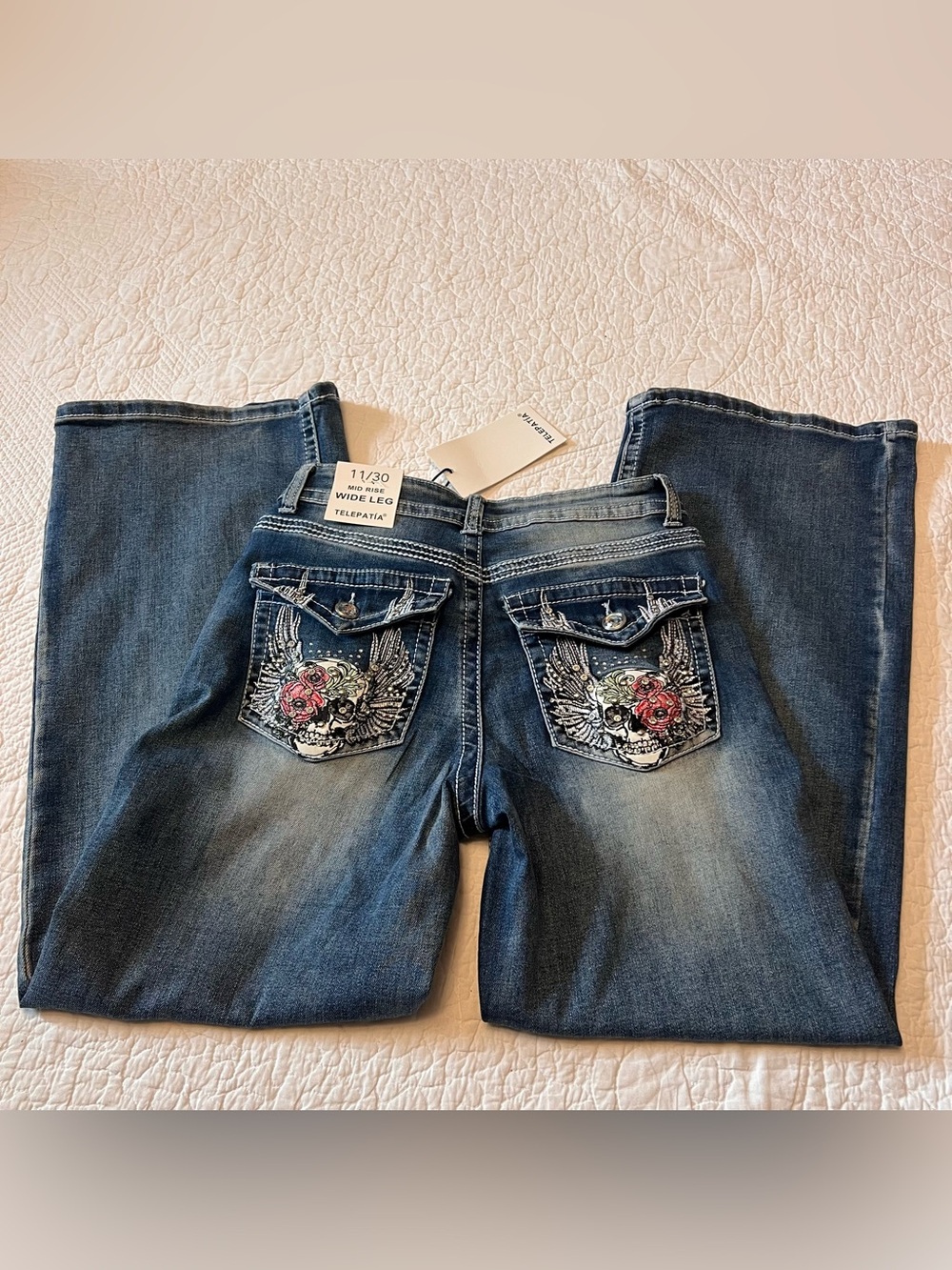Telepatia Wide leg 10 inc Rise Jeans Skull Rose Embroidery Sz 11/30 Cowgirl nwt